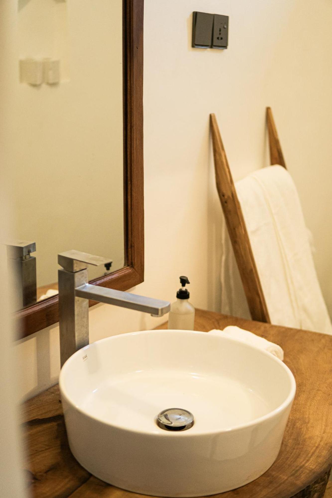 Oxygen Paje Hotel Ngoại thất bức ảnh